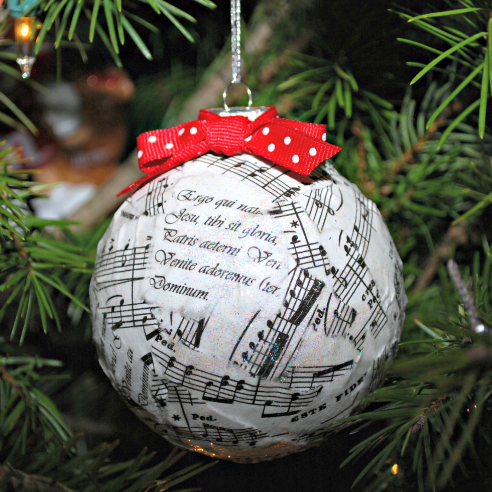 Sheet Music Ornament