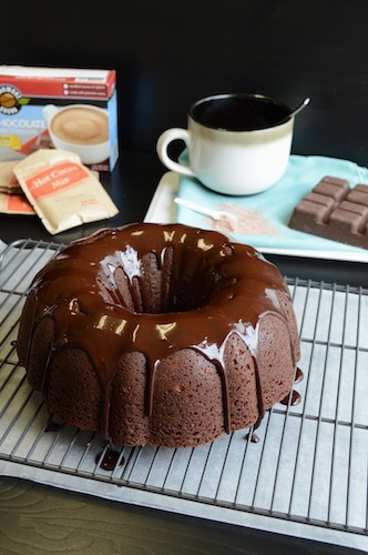 Hot-Chocolate-Bundt-Cake-2