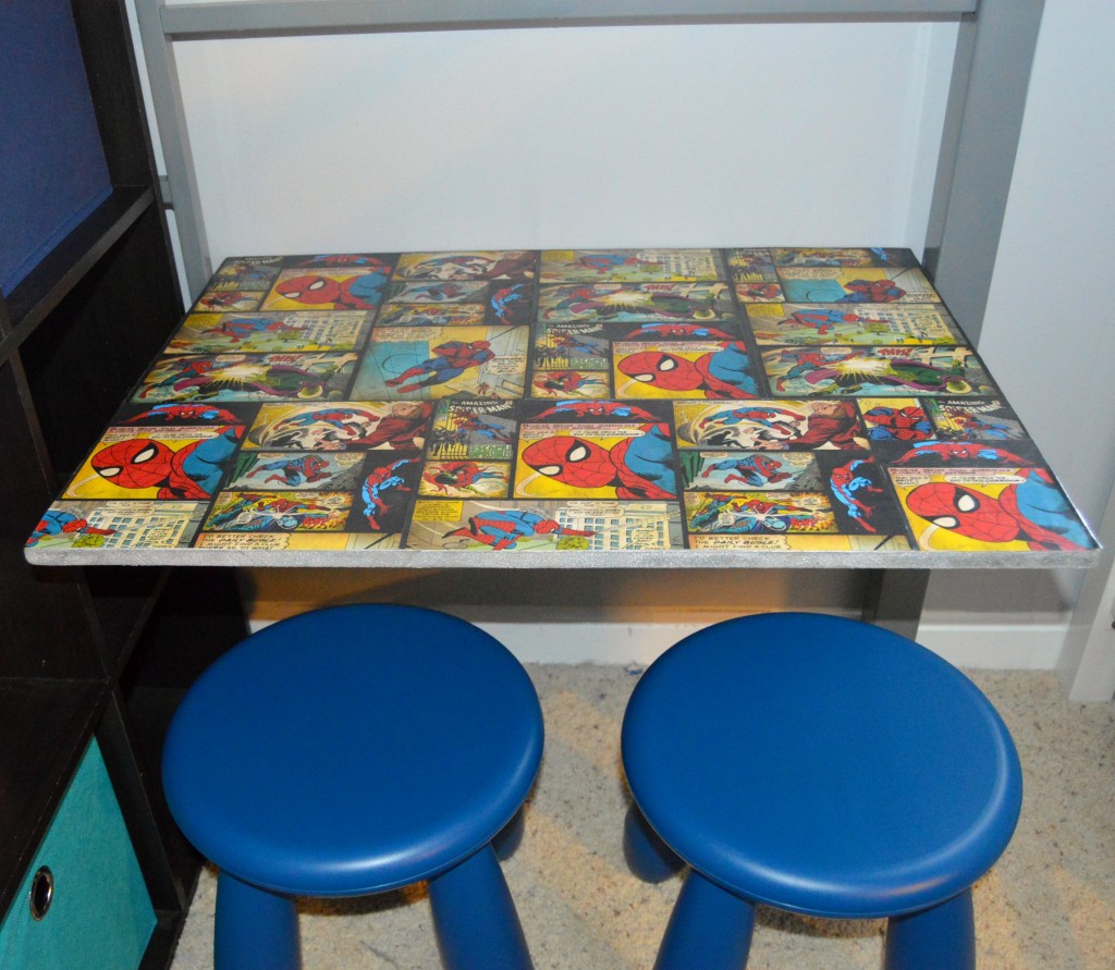 Children's Table (For Small Spaces!)