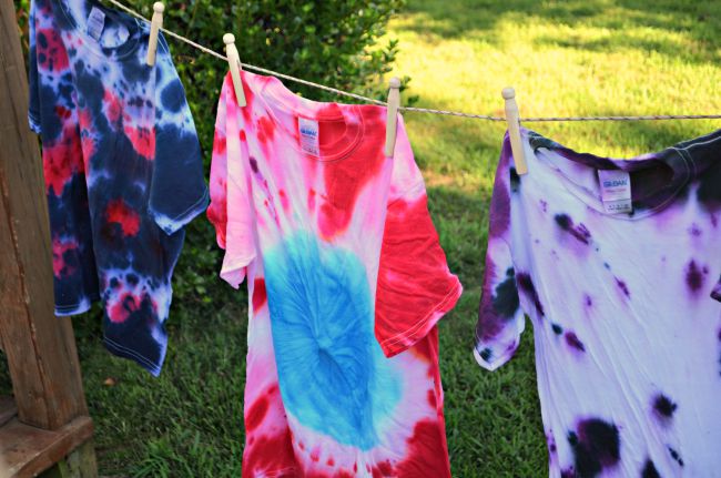 Tie Dye Your Summer