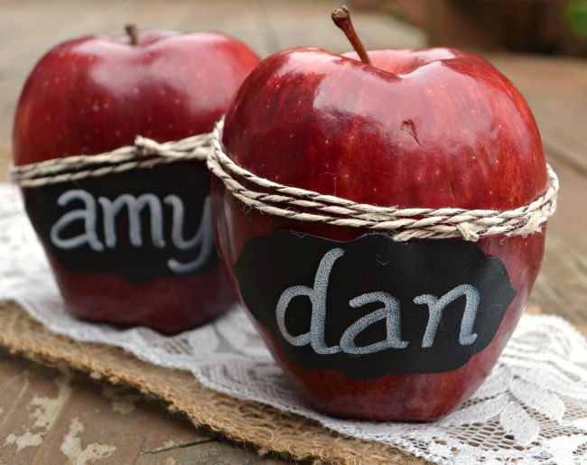 Apple Place Cards