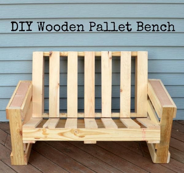 DIY Wooden Pallet Bench