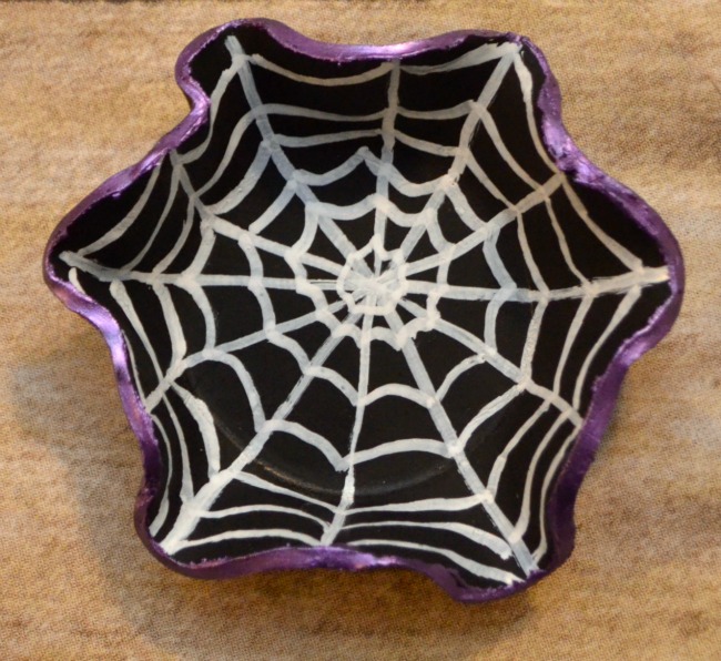 Spider Web Clay Bowl