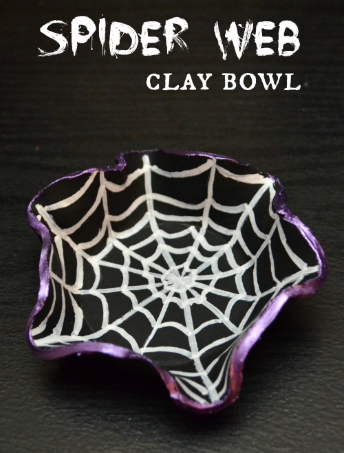 Spider Web Clay Bowl