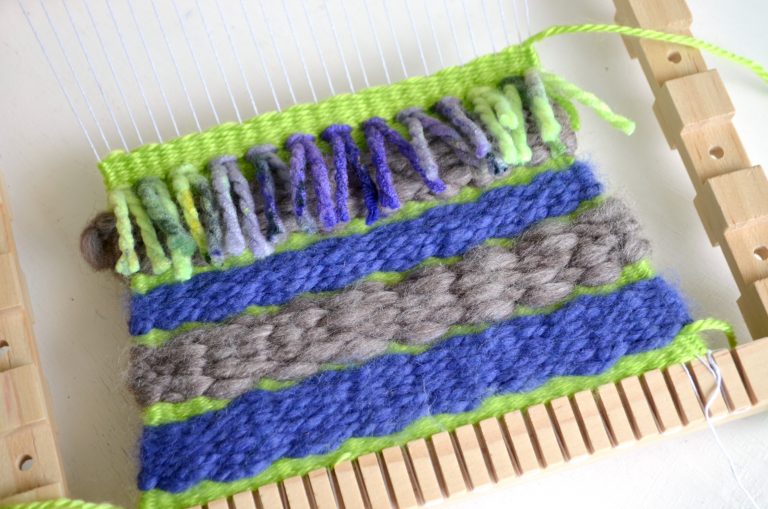 Basic Weaving: Twill Stitch & Fringe