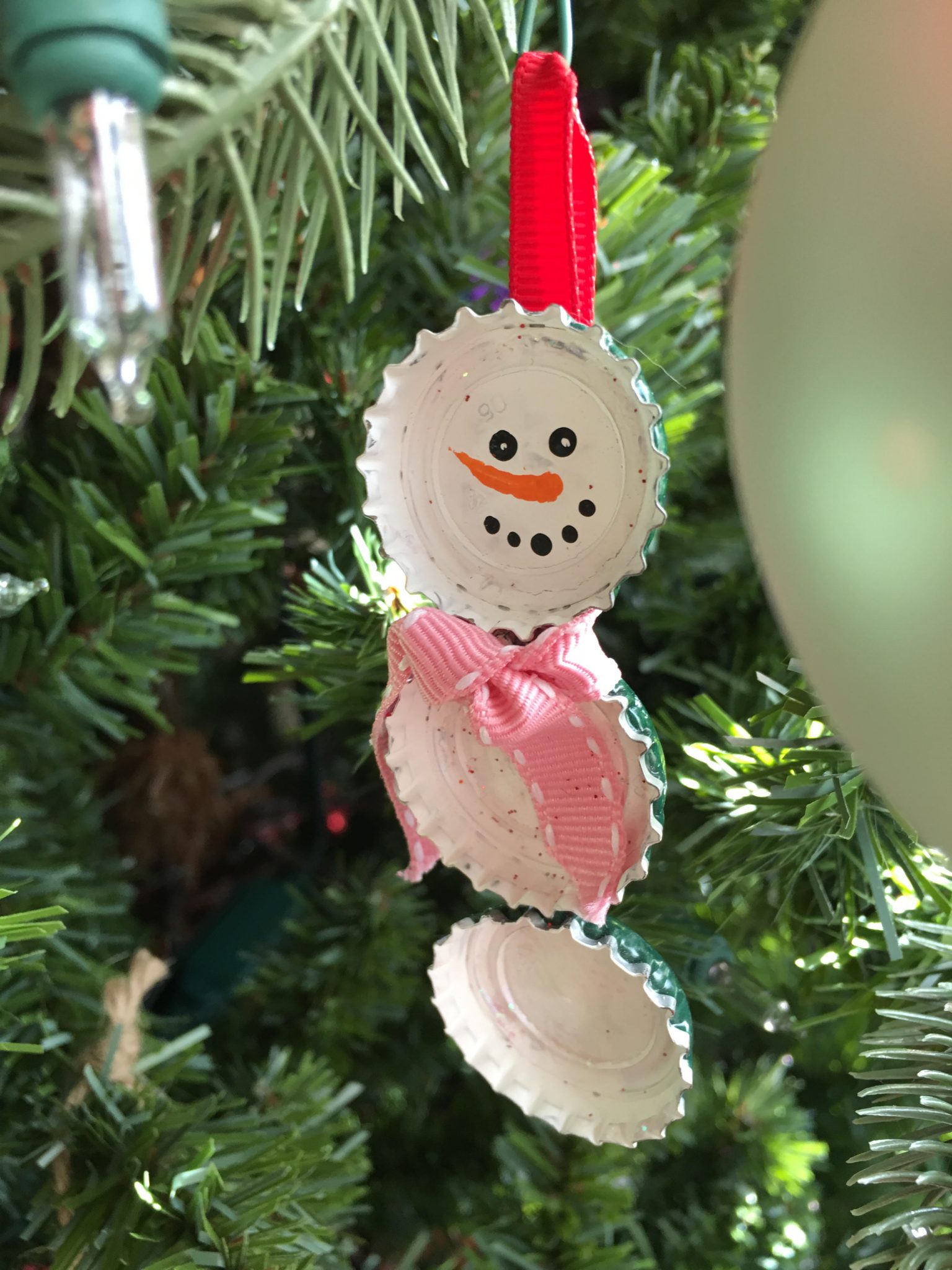 Bottlecap Snowman Ornaments