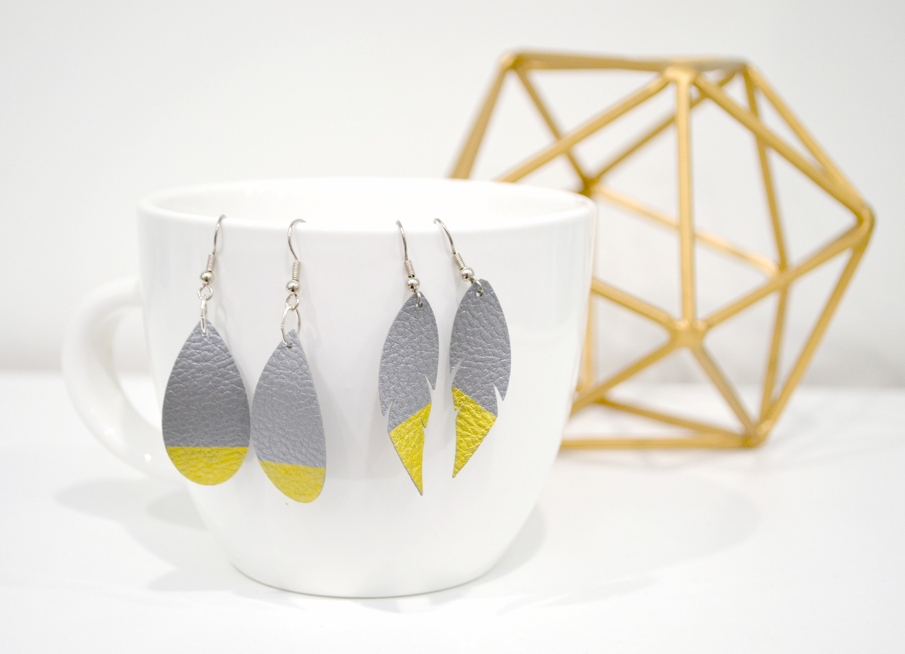 How to make leather earrings with your Cricut - Weekend Craft