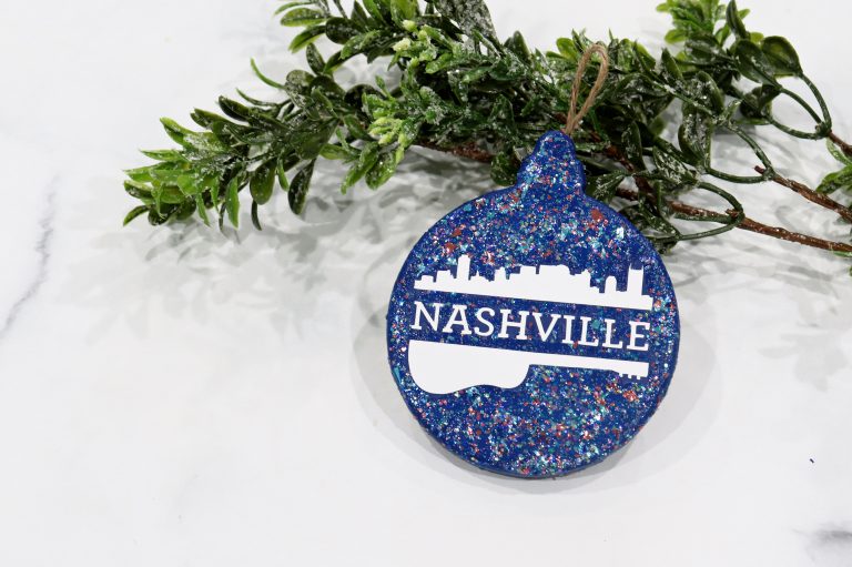 Countdown to Christmas Ornament: A Nashville Christmas Carol